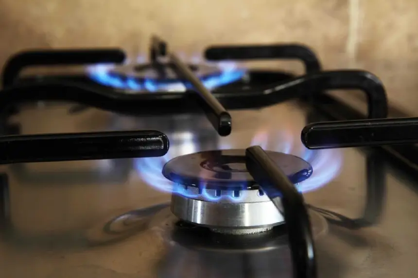 Riva Doğalgaz Ocak Fleksi Montajı Ocak Fırın Hortumu Montajı Ocak Gaz Bağlama