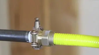 Çiftehavuzlar Doğalgaz Ocak Fleksi Montajı Ocak Fırın Hortumu Montajı Ocak Gaz Bağlama