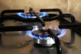 Riva Doğalgaz Ocak Fleksi Montajı Ocak Fırın Hortumu Montajı Ocak Gaz Bağlama